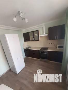 1-к квартира, посуточно, 37м2, 10/16 этаж