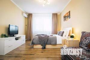 1-к квартира, посуточно, 51м2, 16/16 этаж