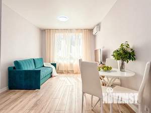 1-к квартира, посуточно, 40м2, 8/24 этаж