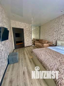 1-к квартира, посуточно, 40м2, 11/16 этаж