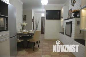 3-к квартира, посуточно, 84м2, 10/17 этаж