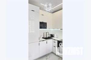 1-к квартира, посуточно, 38м2, 17/23 этаж