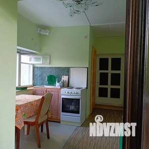 1-к квартира, посуточно, 27м2, 1/2 этаж