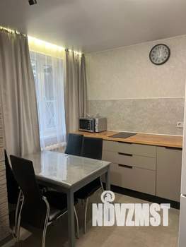 1-к квартира, посуточно, 36м2, 2/16 этаж