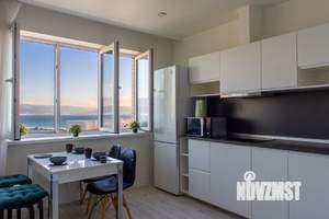 1-к квартира, посуточно, 42м2, 8/17 этаж