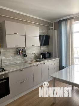 1-к квартира, посуточно, 44м2, 9/12 этаж