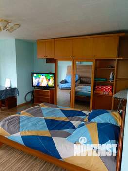 Студия квартира, посуточно, 34м2, 1/1 этаж