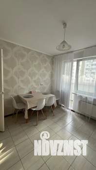 1-к квартира, посуточно, 38м2, 7/16 этаж