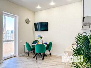 Студия квартира, посуточно, 35м2, 16/21 этаж