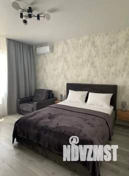 1-к квартира, посуточно, 39м2, 8/19 этаж
