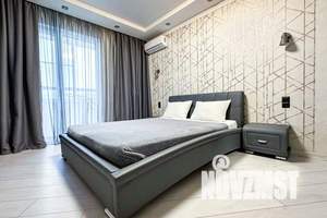 1-к квартира, посуточно, 45м2, 13/25 этаж