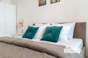 1-к квартира, посуточно, 43м2, 1/1 этаж