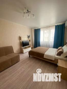 1-к квартира, посуточно, 39м2, 4/16 этаж