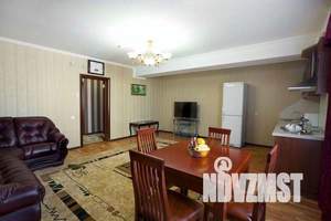 4-к квартира, посуточно, 120м2, 1/1 этаж