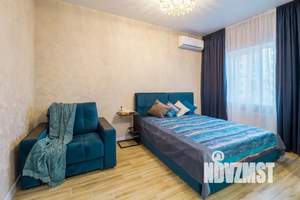 Студия квартира, посуточно, 35м2, 13/20 этаж