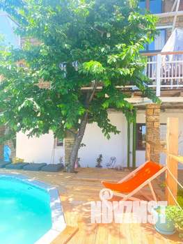 1-к квартира, посуточно, 50м2, 1/2 этаж