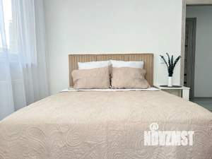 1-к квартира, посуточно, 38м2, 2/8 этаж