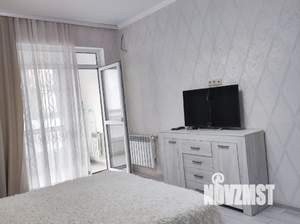 1-к квартира, посуточно, 44м2, 2/8 этаж
