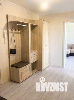 2-к квартира, посуточно, 56м2, 13/16 этаж