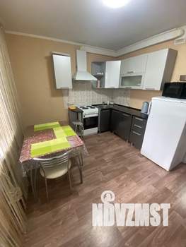 1-к квартира, посуточно, 38м2, 6/16 этаж