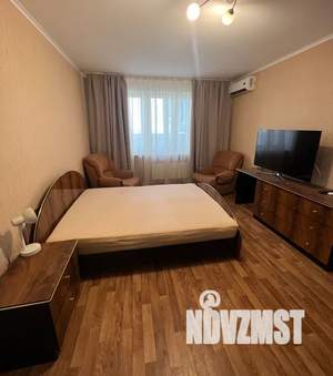 1-к квартира, посуточно, 40м2, 5/16 этаж