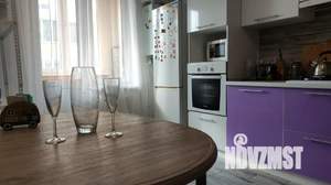 1-к квартира, посуточно, 49м2, 8/10 этаж