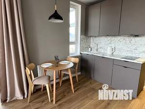 Студия квартира, посуточно, 32м2, 7/18 этаж