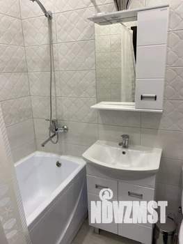 1-к квартира, посуточно, 42м2, 3/20 этаж