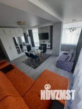 Студия квартира, посуточно, 50м2, 2/5 этаж