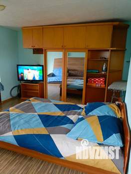 Студия квартира, посуточно, 34м2, 1/1 этаж