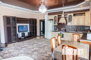 4-к квартира, посуточно, 128м2, 3/4 этаж