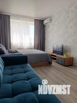 1-к квартира, посуточно, 38м2, 5/20 этаж