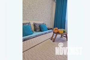 1-к квартира, посуточно, 35м2, 6/15 этаж