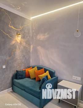 Студия квартира, посуточно, 35м2, 12/21 этаж