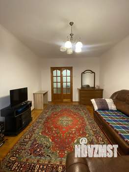 3-к квартира, на длительный срок, 70м2, 1/10 этаж