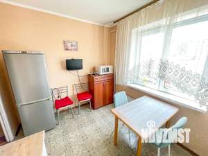 1-к квартира, посуточно, 43м2, 10/10 этаж