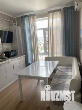 1-к квартира, посуточно, 44м2, 9/12 этаж