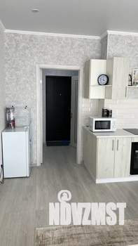 Студия квартира, посуточно, 25м2, 18/20 этаж