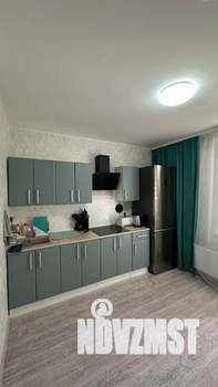 1-к квартира, посуточно, 39м2, 1/16 этаж