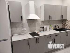 1-к квартира, посуточно, 42м2, 1/16 этаж