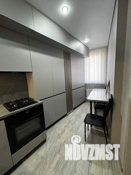 1-к квартира, посуточно, 35м2, 4/8 этаж