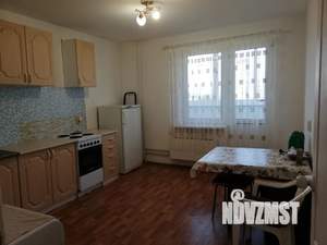 1-к квартира, посуточно, 38м2, 9/16 этаж