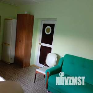 1-к квартира, посуточно, 27м2, 1/2 этаж