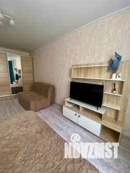 1-к квартира, посуточно, 39м2, 4/16 этаж