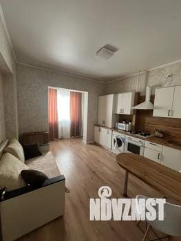 1-к квартира, посуточно, 44м2, 2/8 этаж