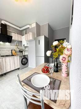 1-к квартира, посуточно, 40м2, 16/21 этаж