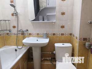 1-к квартира, посуточно, 37м2, 3/10 этаж