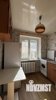 2-к квартира, вторичка, 40м2, 1/5 этаж