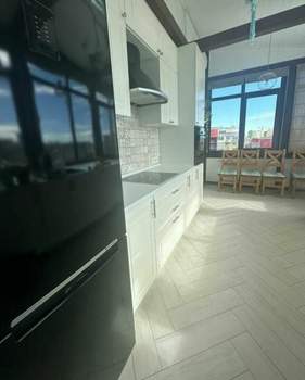 3-к квартира, вторичка, 81м2, 10/16 этаж