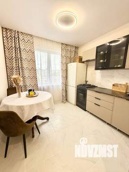 2-к квартира, вторичка, 50м2, 8/9 этаж